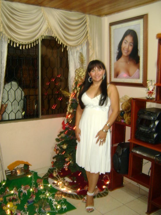 Date this tall Colombia girl Liande from  CO4174