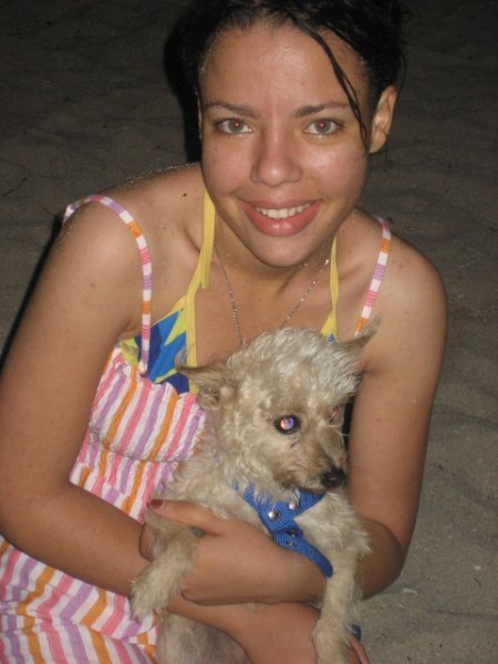 Date this happy Dominican Republic girl Luna mari from Santo Domingo DO4259