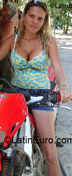 Date this passionate Brazil girl Lucilane from Breu Branco BR3087