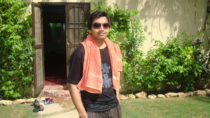 Date this tall Pakistan man Arsi2009 from Karachi PK17