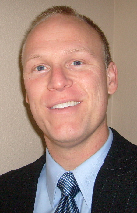 Date this good-looking United States man Smith from Modesto US6162