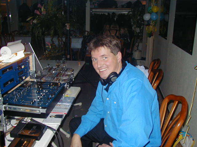 Date this charming Germany man Thomas from Berlin DE157