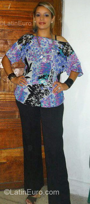 Date this delightful Colombia girl Gloria from Barranquilla CO4389