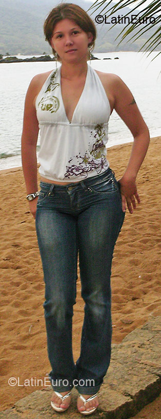 Date this cute Brazil girl Tatiane from Santa Barbara D Oeste BR3216