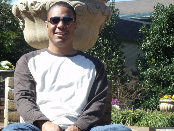 Date this athletic United States man Atmartin007 from Gulfport US6363