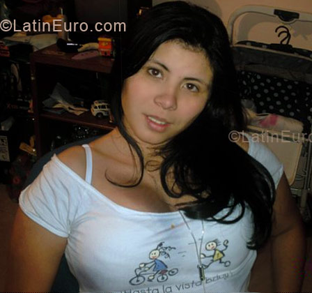 Date this sultry Colombia girl Jesica from Bogota CO4441