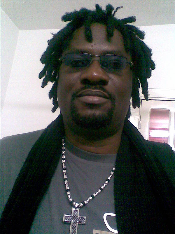 Date this nice looking Egypt man Lawrence from Cairo EG21
