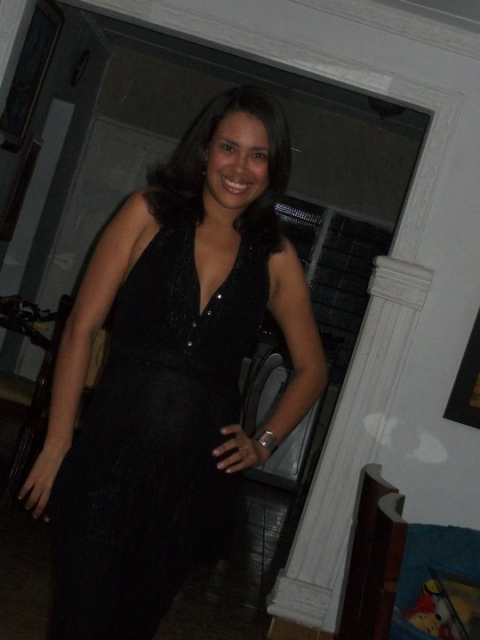Date this happy Comoros girl Magnolia. from Barranquilla KM2