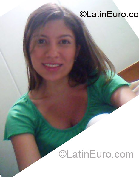 Date this pretty Colombia girl ANGELICA from Cali CO4524
