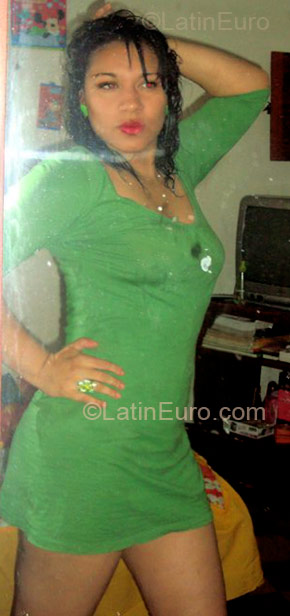 Date this stunning Colombia girl Natalia from Medellin CO4552
