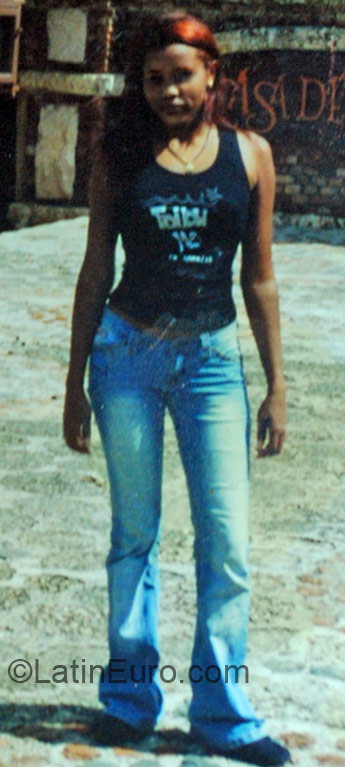 Date this attractive Dominican Republic girl Yeny from San Pedro de Macoris DO4743