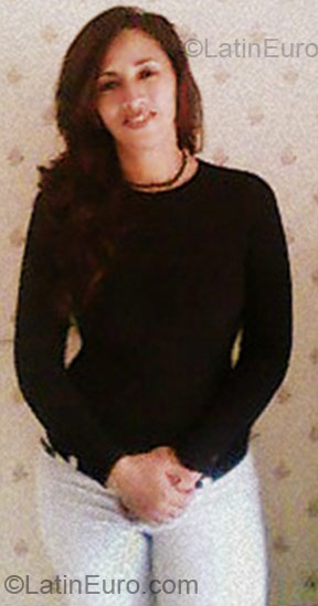 Date this delightful Colombia girl Martha from Bogota CO4593