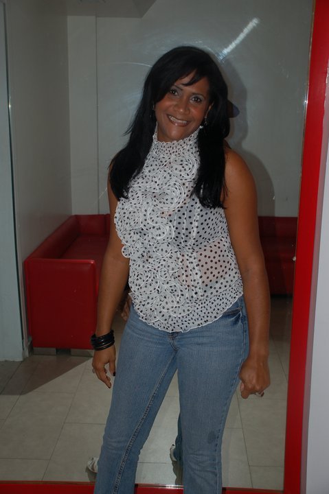 Date this nice looking Dominican Republic girl Aida from San Cristobal DO4755
