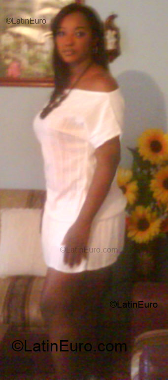 Date this young Colombia girl Pilar from Cali CO4627