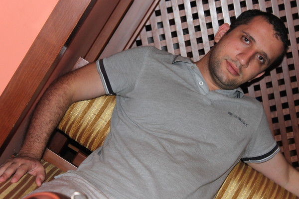 Date this nice looking Azerbaijan man Ruslan from Baku AZ3