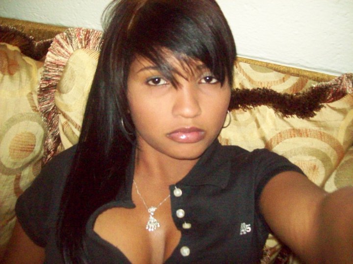 Date this cute Dominican Republic girl Carolin from La Romana DO4844