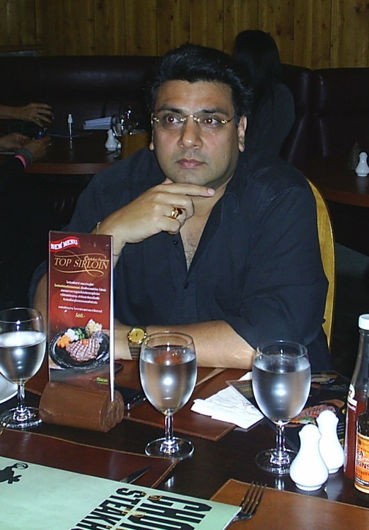 Date this athletic New Zealand man Riaz from Auckland NZ17