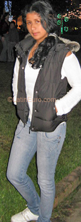 Date this sultry Colombia girl Diana from Bogota CO4765