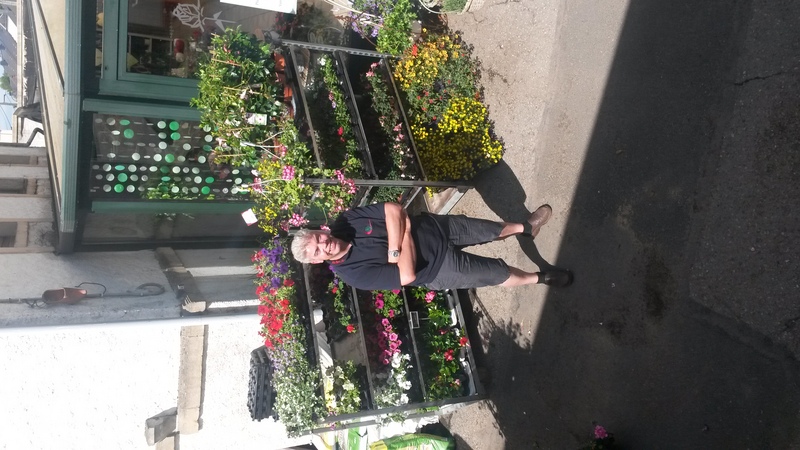 Date this young Netherlands man Hisesovan123 from Veen NL124