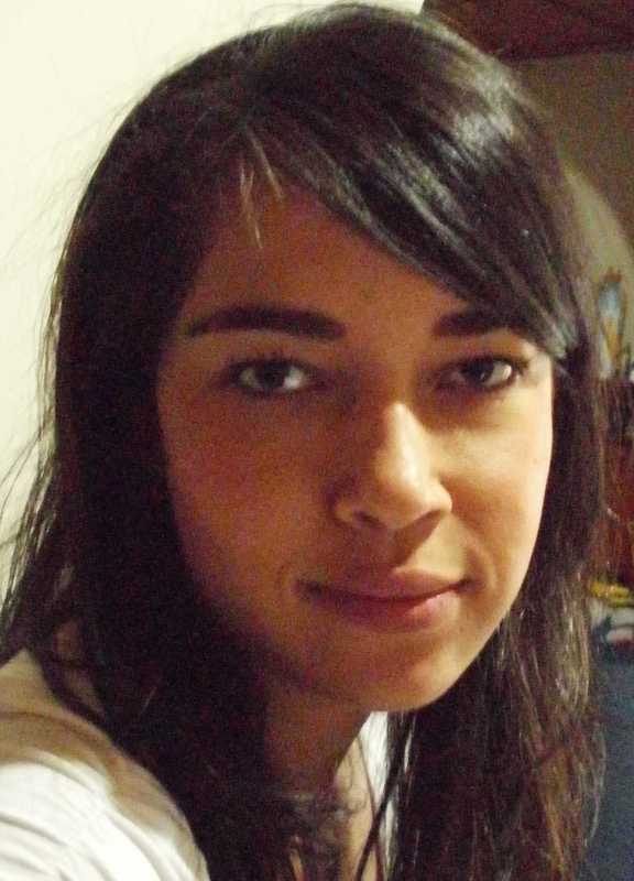 Date this tall Colombia girl Flora from Medellin CO4784