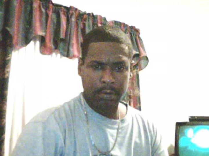 Date this gorgeous United States man 6ftfour from Waldorf US7043