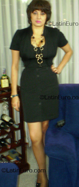 Date this foxy Colombia girl Luz Stella from Bogota CO4797