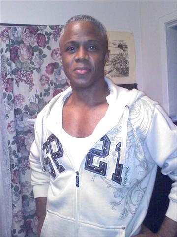 Date this nice looking United States man Ivan from Spanaway US7062