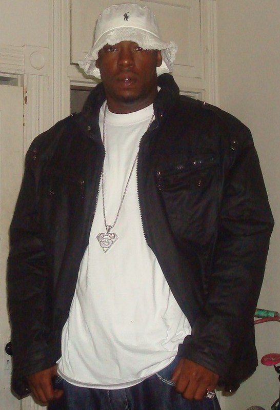 Date this sensual United States man Erickking from Baltimore US7077