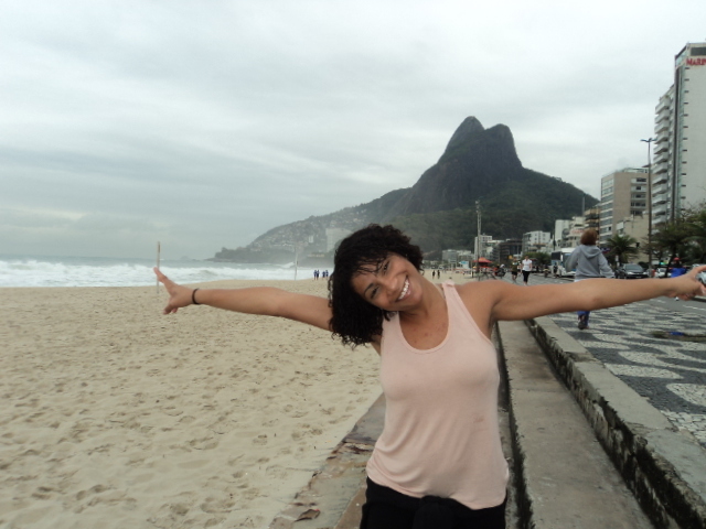 Date this voluptuous Brazil girl Diana from Rio De Janeiro BR3559