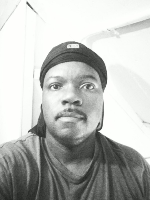 Date this athletic United States man Jeffrey from Cleveland US7380