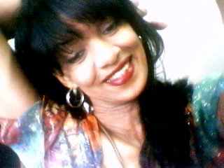 Date this pretty Brazil girl BiaO from Franca BR3604