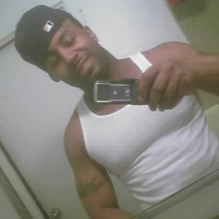 Date this attractive United States man Frost from New York US7448