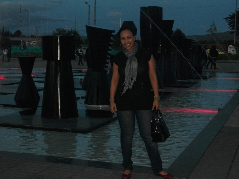 Date this fun Colombia girl Rouxie from Cartagena CO5054