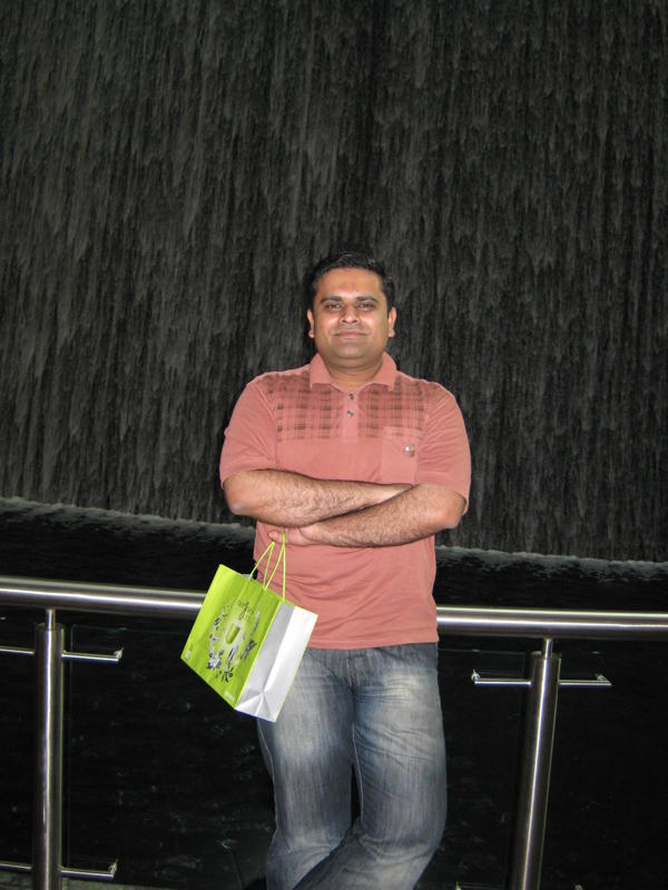 Date this happy United Arab Emirates man Yaroo_2005 from Dubai AE13
