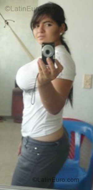 Date this hot Colombia girl Marby from Bogota CO6623