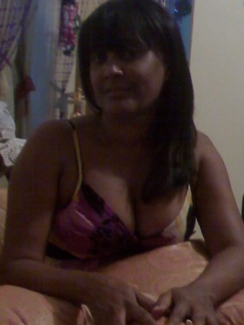 Date this nice looking Dominican Republic girl Loida from San Cristobal DO5264