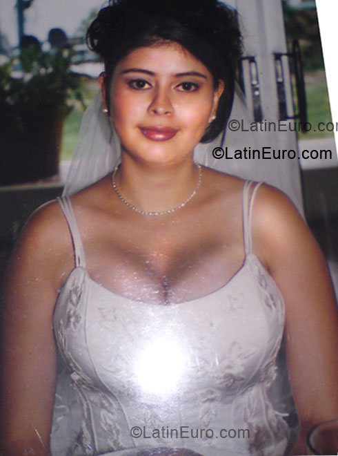Date this fun Honduras girl Blanca from Tegucigalpa HN235