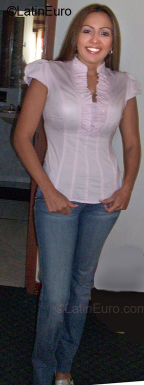 Date this hot Colombia girl Sandra Patricia from Bogota CO5307