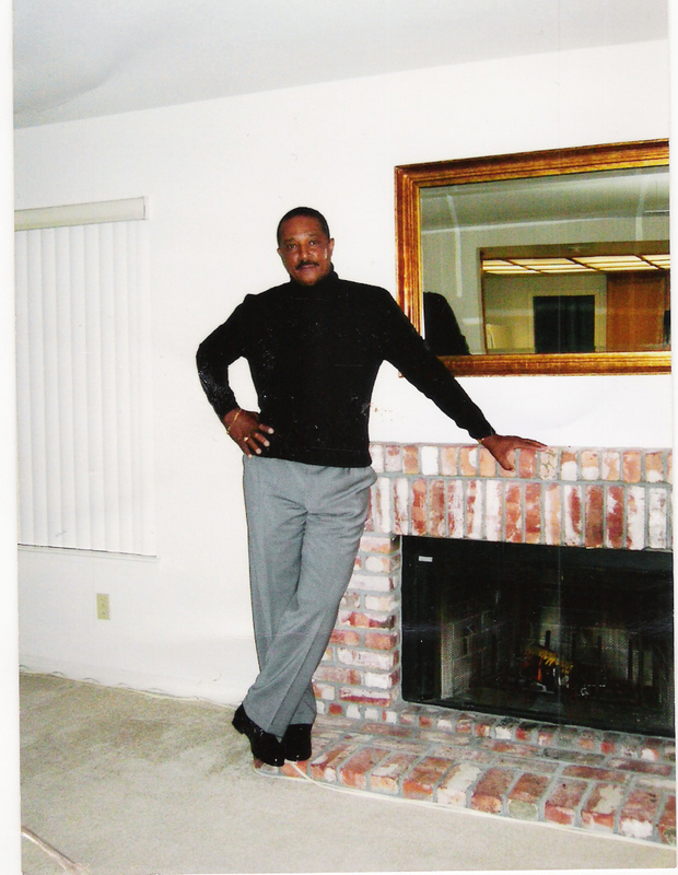 Date this georgeous United States man Rashad from Blackhawk US7804