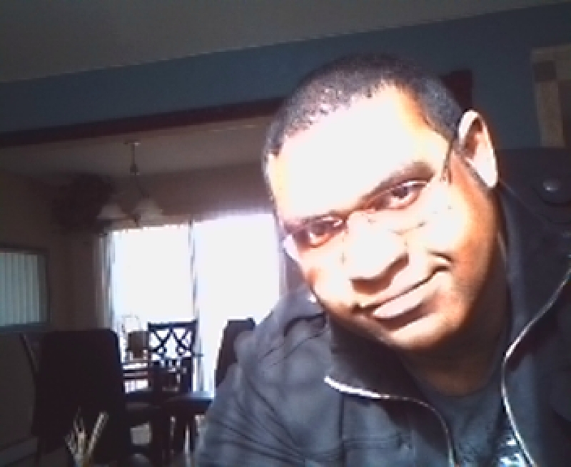 Date this nice looking United States man Eton from Brooklyn US7842