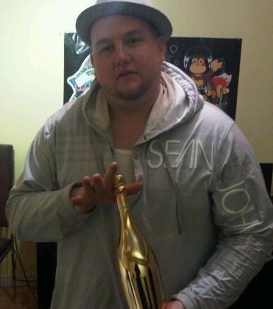 Date this gorgeous United States man Kri from houston CA313