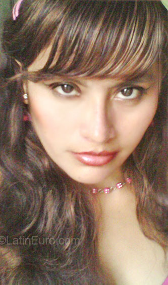 Date this voluptuous Peru girl Jeanette from Lima PE364