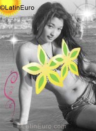 Date this funny Colombia girl Monica from Cartagena CO5370