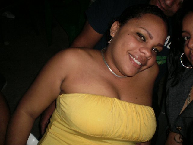Date this lovely Dominican Republic girl Rosa elena from Mao DO5397