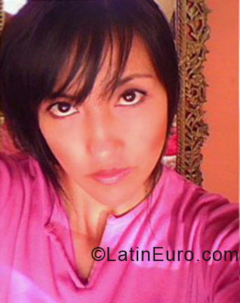 Date this exotic Colombia girl Licor from Bogota CO5416