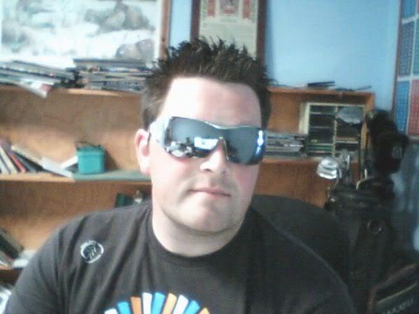 Date this lovely Australia man Speedz from Melbourne AU153