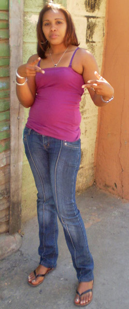 Date this athletic Dominican Republic girl Diomarys from San Juan DO5504