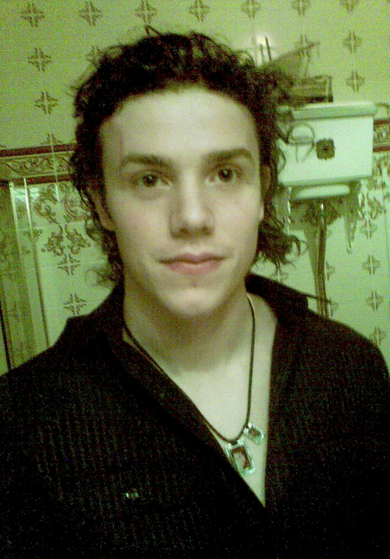 Date this delightful United Kingdom man Chavalin from Leeds GB436