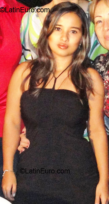 Date this pretty Colombia girl Lililan from Cali CO5550