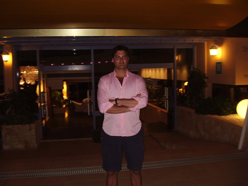Date this delightful Spain man Juan from Madrid ES142